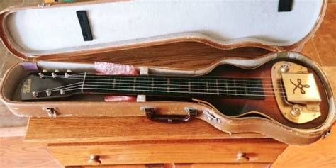West Seattle Fender Prodigy USA Electric Guitar. . Craigslist portland musical instruments